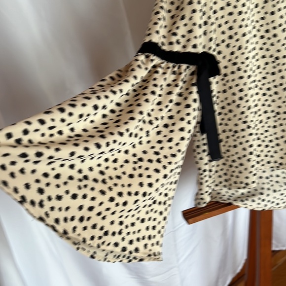 Halogen bell sleeve top. Bow and ribbon detail at elbow. - Picture 2 of 5